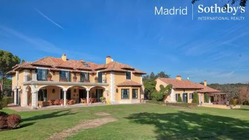 Extraordinary Tuscan style villa in Pozuelo Extraordinary Tuscan style villa in Pozuelo
